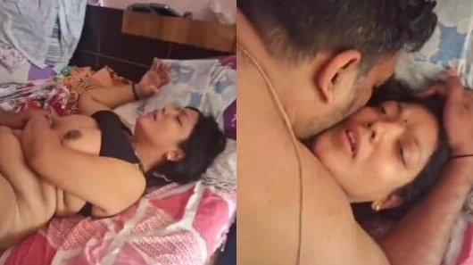 Horny Gujarati Bhabhi Fucked Front Husband in Village