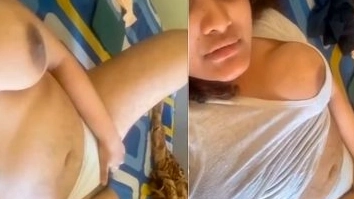 Nude Desi Girl Plays Boobs Chut with Anal