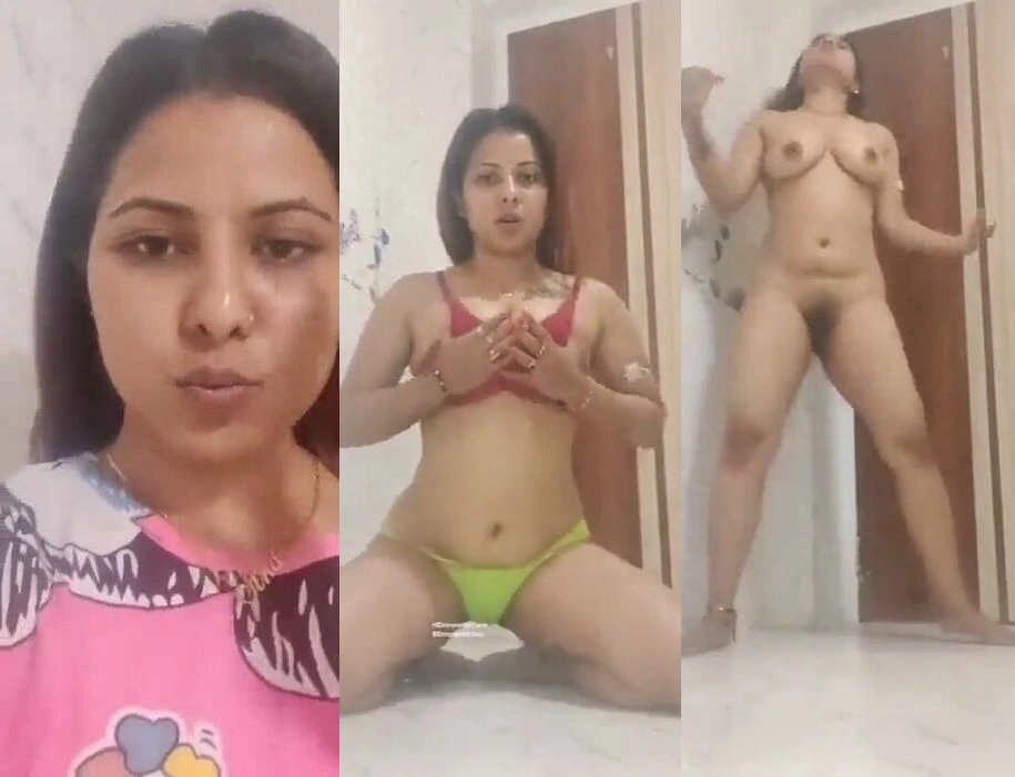 Pornstar Fingers Pussy in Desi Papa Sex