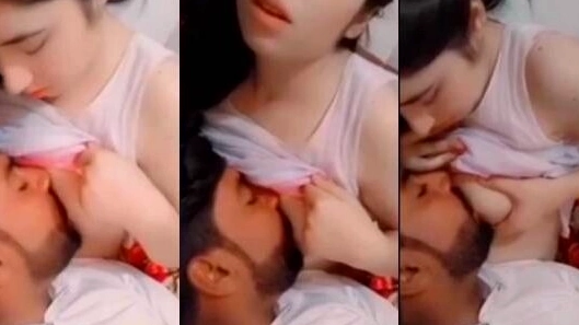 Young Desi Girl Boobs Sucked MMS from Www Xxx Desi